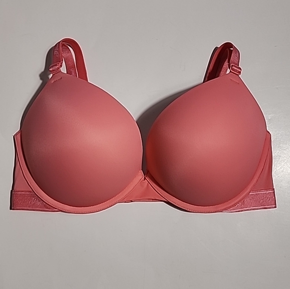 Victoria's Secret Pink Wear Everywhere Super Push-Up Bra 34D Salmon Adjustable - Picture 1 of 12